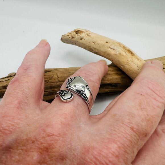 Sterling Silver Spoon Ring - Picture 6 of 6